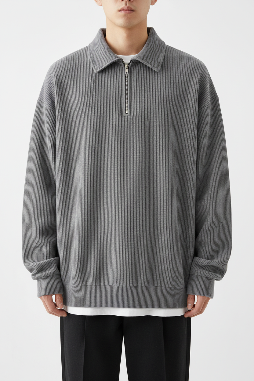 Modelo con jersey polo gris acanalado